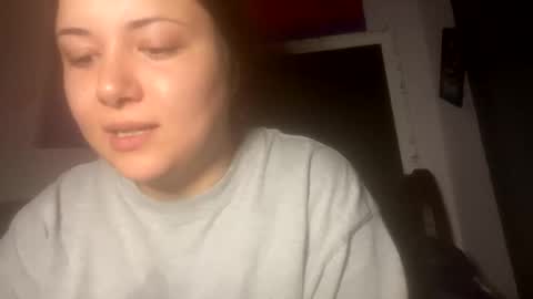 Snapshot of xocrybaby chatting on 12.07.24 xocrybaby online show from 12.07.24