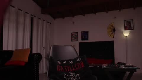   online show from 11.12.25