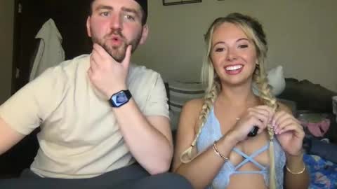 xoprincesspeachxo online show from 11.04.25