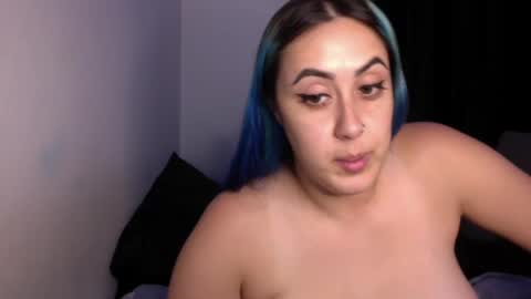 Snapshot of xoxo_k chatting on 09.18.25 Miss K online show from 09.18.25