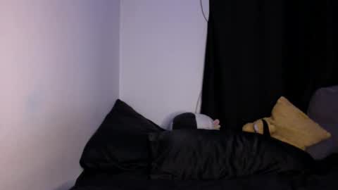 Snapshot of xoxo_k chatting on 02.09.26 Miss K online show from 02.09.26