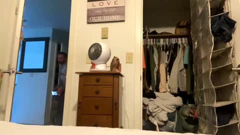 Snapshot of xploringus1 chatting on 09.17.25 Xploringus online show from 09.17.25