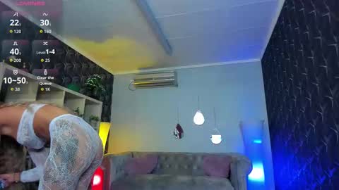 Snapshot of xpuka chatting on 09.09.25 xpuka online show from 09.09.25