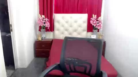 Cleo de nile online show from 02.18.25