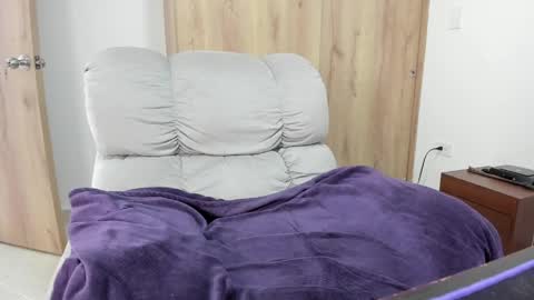 Hellen Sofia instagram hellen5546 online show from 04.05.26