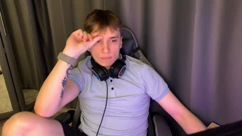 DerekHehe online show from 01.11.26