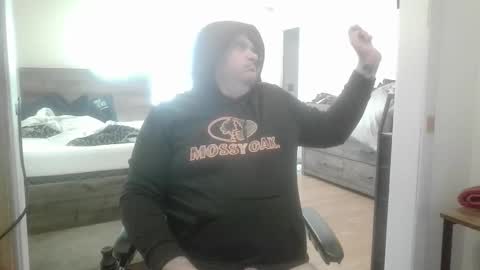 Snapshot of xstrokenchillx chatting on 11.05.25 Wayne online show from 11.05.25