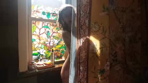 Sunny Daze online show from 03.09.25