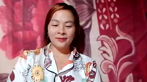 Snapshot of xuxulove00 chatting on 09.30.25 xuxulove00 online show from 09.30.25