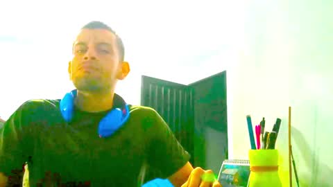 xuyeeg online show from 02.10.25