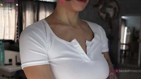 FrancyStepmom and YStepson    INTERESTED IN A GIRL-GIRL COLLABORATION  TEXT ME HERE  or INSTAGRAM online show from 02.11.25