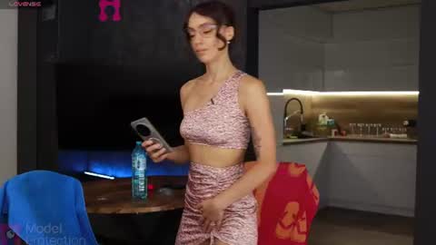 FrancyStepmom and YStepson    INTERESTED IN A GIRL-GIRL COLLABORATION  TEXT ME HERE  or INSTAGRAM online show from 08.04.26