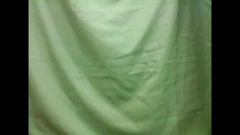 Mariel online show from 12.17.24