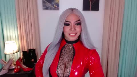 xxeroticdhaliaxx online show from 10.26.25