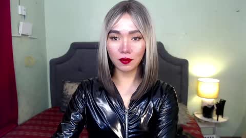 Snapshot of xxkagura_hugecock_69xx chatting on 12.16.24 Kagura online show from 12.16.24