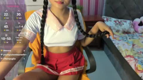 Snapshot of xxkayjeanxx chatting on 05.18.26 Aya online show from 05.18.26