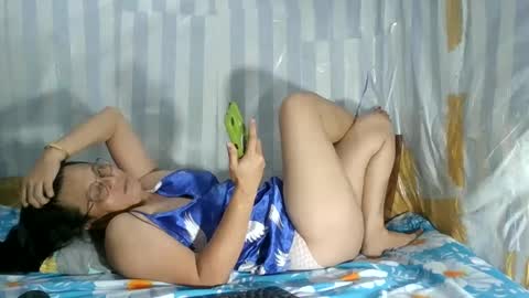 Snapshot of xxlenepinayxx chatting on 01.15.25 xxlenepinayxx online show from 01.15.25