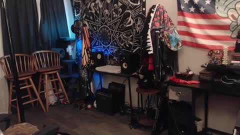 Snapshot of xxlilithmoonxx chatting on 10.31.25 Lilith online show from 10.31.25