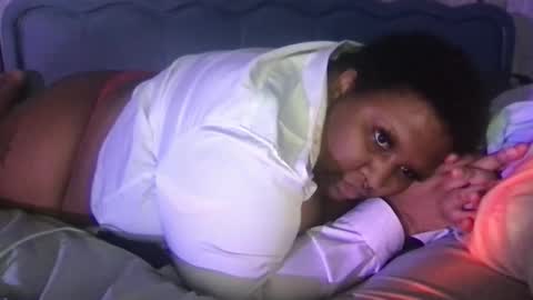 Snapshot of xxmoniquestarrxx chatting on 03.24.26 Thee Baddest BBW online show from 03.24.26