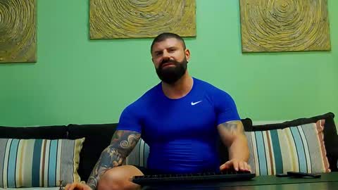 Xtream Leonard online show from 02.05.26