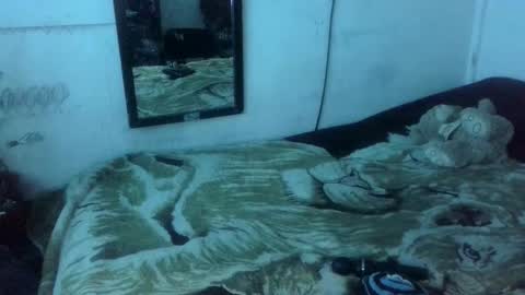   LILI  online show from 10.28.25