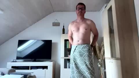 Snapshot of xxx_mystery1989_xxx chatting on 05.29.26 Alex online show from 05.29.26