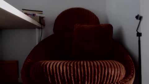 Snapshot of xxxbellalola chatting on 02.18.25 Lola online show from 02.18.25