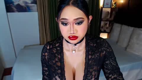 Snapshot of xxxgiganticoliviacummerxxx chatting on 02.20.25 OLIVIA online show from 02.20.25