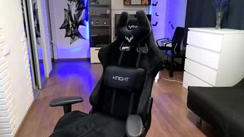 Alisa online show from 12.28.24