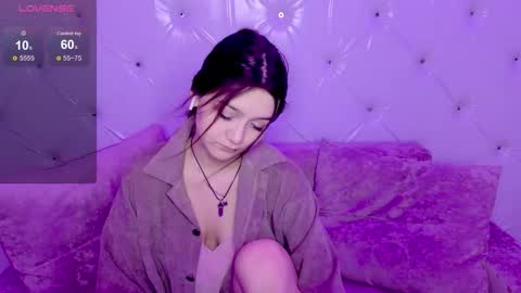 Snapshot of xxxnaughtyfoxxx chatting on 02.08.26 foxy online show from 02.08.26