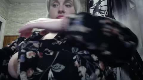 Lana online show from 03.25.26