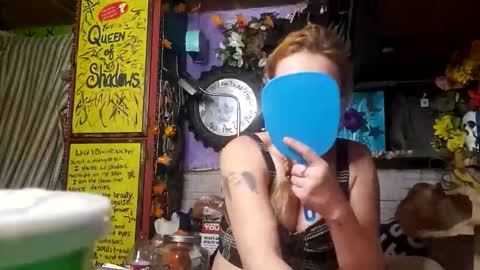 XXXQueenMandyDickenz online show from 02.25.26