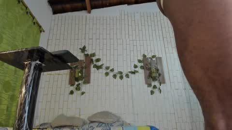 yacksson_lawrence online show from 12.31.24