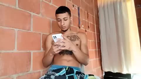 Snapshot of yajz chatting on 10.24.25 Yajz online show from 10.24.25