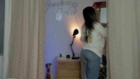 YANDRA CELIS online show from 01.18.25