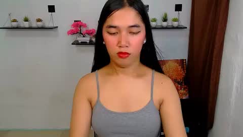 Snapshot of yanna_fucks chatting on 07.20.26 Ur lovely Yanna online show from 07.20.26
