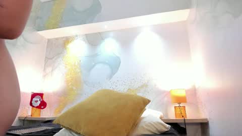 yara_shiine online show from 01.05.26