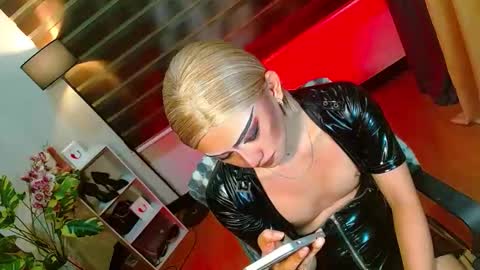 Snapshot of yasii19 chatting on 02.13.26 miss yasii online show from 02.13.26