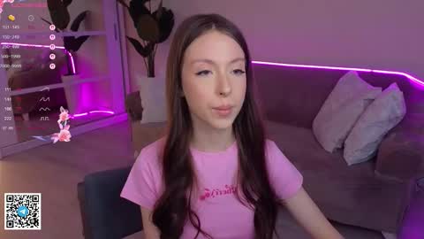 Yasmin online show from 12.14.25