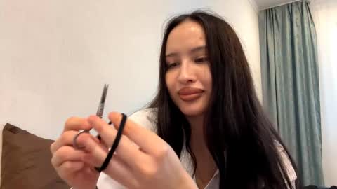Yasmin online show from 05.07.26