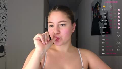 Yasyaa  online show from 12.16.24