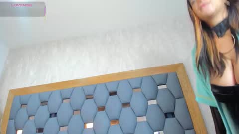 yayi derek  online show from 03.22.26