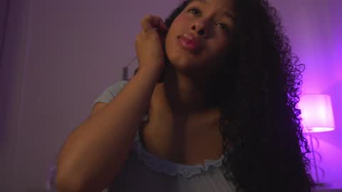 Snapshot of yayoi_cresp18 chatting on 12.18.24 yayoi_cresp18 online show from 12.18.24