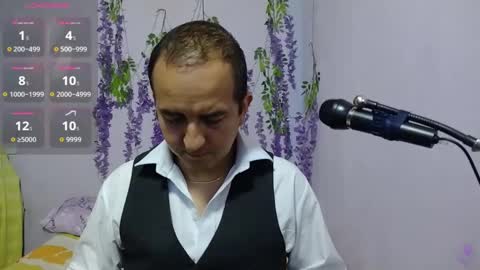 Snapshot of yazfore chatting on 09.17.25 Hazzan online show from 09.17.25