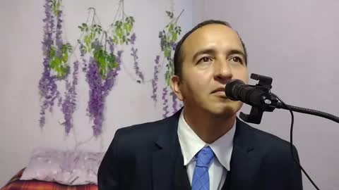 Snapshot of yazfore chatting on 09.22.25 Hazzan online show from 09.22.25