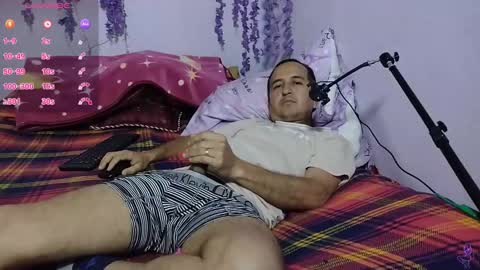 Snapshot of yazfore chatting on 09.26.25 Hazzan online show from 09.26.25