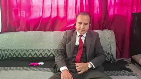 Snapshot of yazfore chatting on 10.02.25 Hazzan online show from 10.02.25