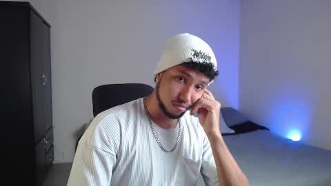 yeff online show from 10.10.25