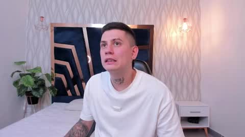 YEIKO ROMERO online show from 02.17.25