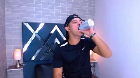 Yeison online show from 11.11.25